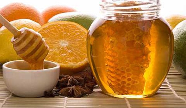 Tỏi đen ngâm mật ong có tác dụng gì? toi den ngam mat ong